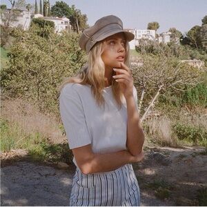 NWT Lack of Color Lola Suede Cap In Taupe Size XL 61 CM